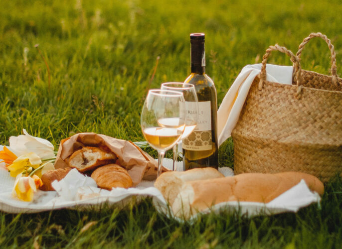 Smart picks for picnics:  Foods that hold up on the go